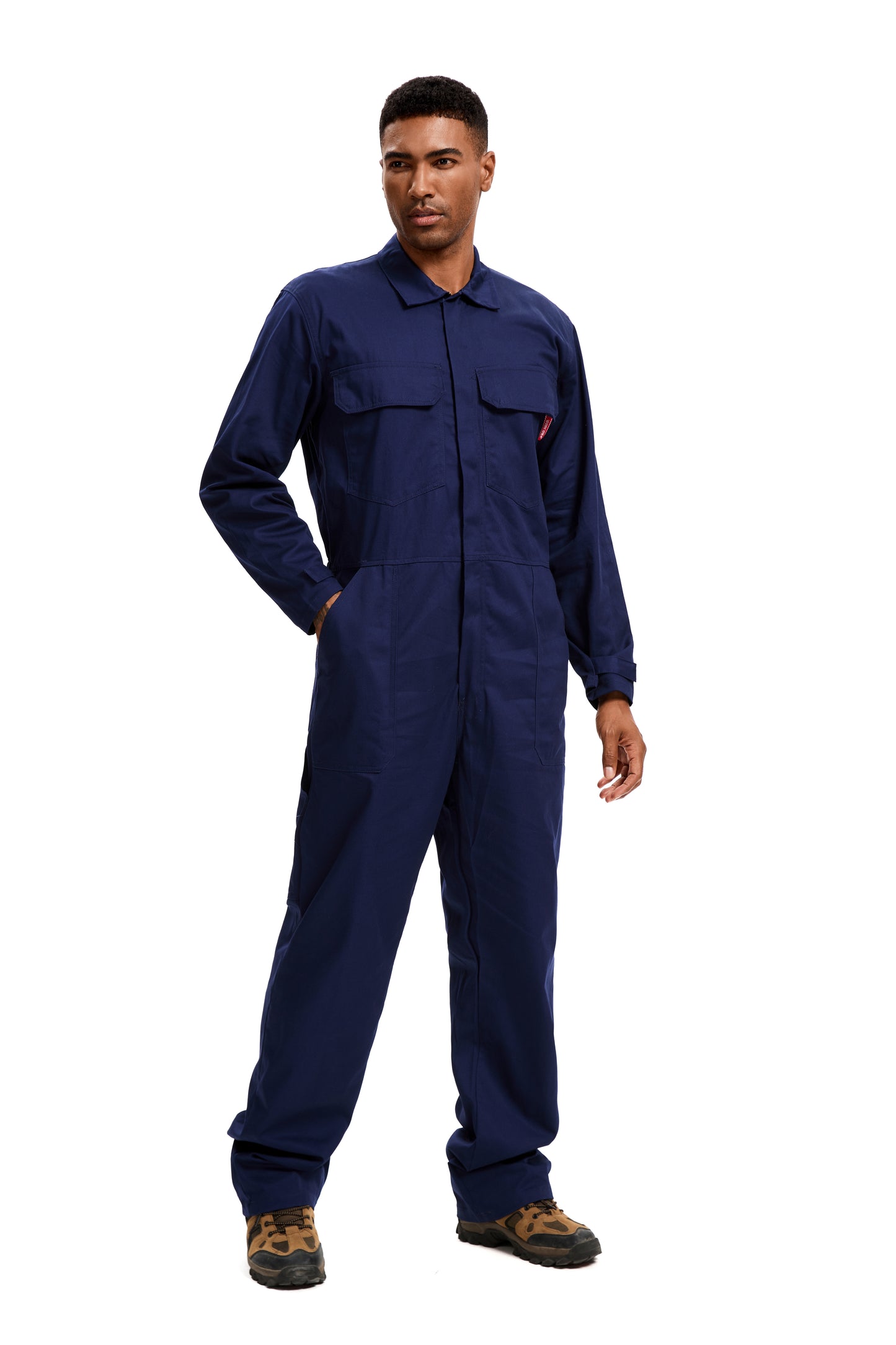 WORK IDEA Men's 100% Cotton Workwear. It features long sleeves, durable twill fabric, multiple pockets for storage, and is suitable for both casual and work scenarios.